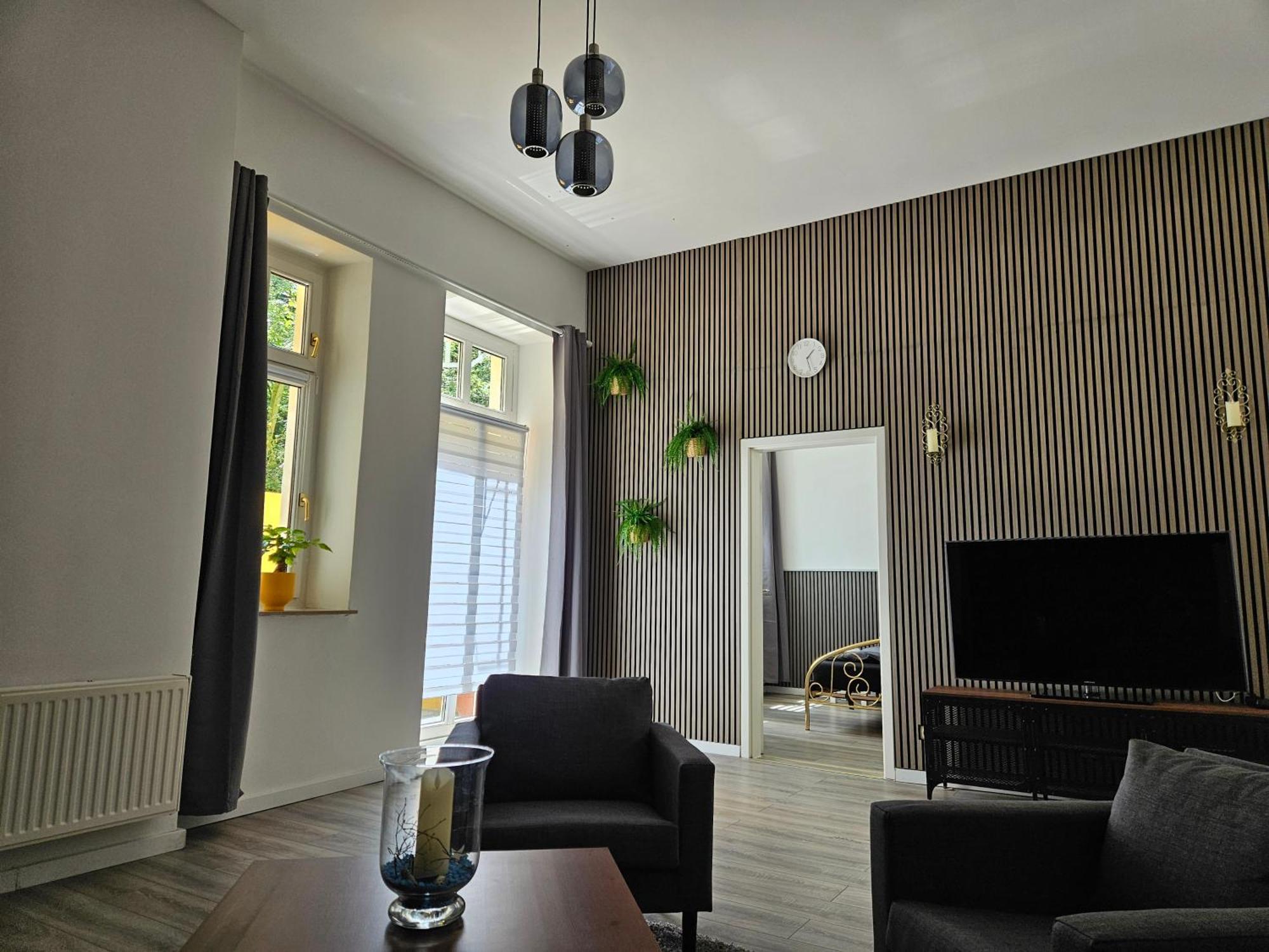 Be My Guest In Stadtfeld Magdeburg Ngoại thất bức ảnh