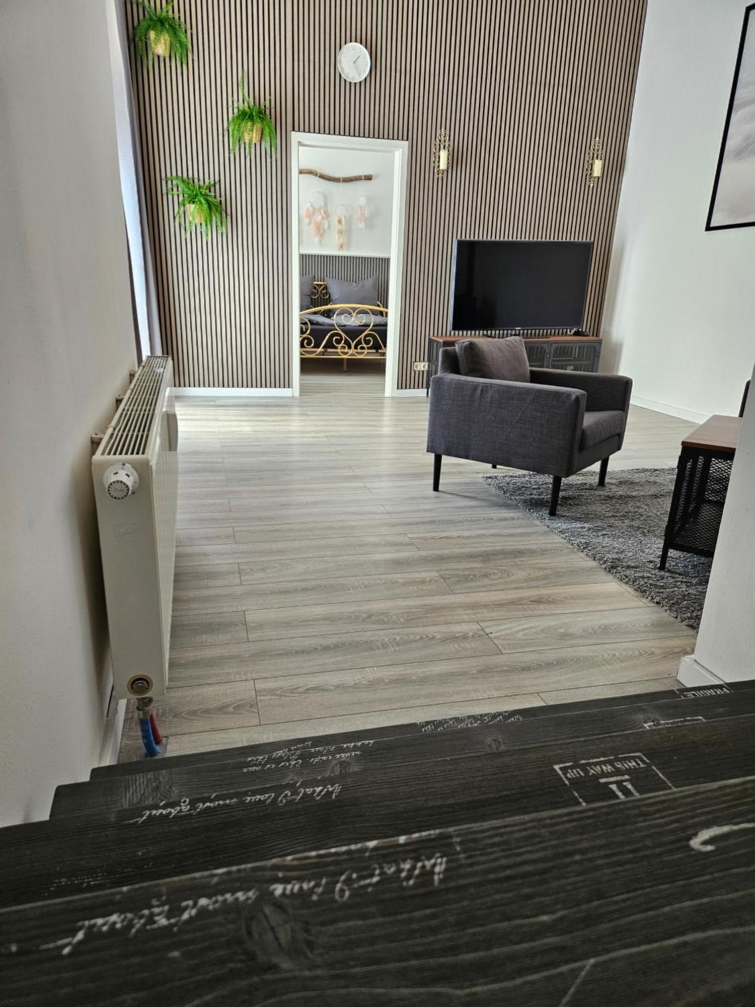 Be My Guest In Stadtfeld Magdeburg Ngoại thất bức ảnh