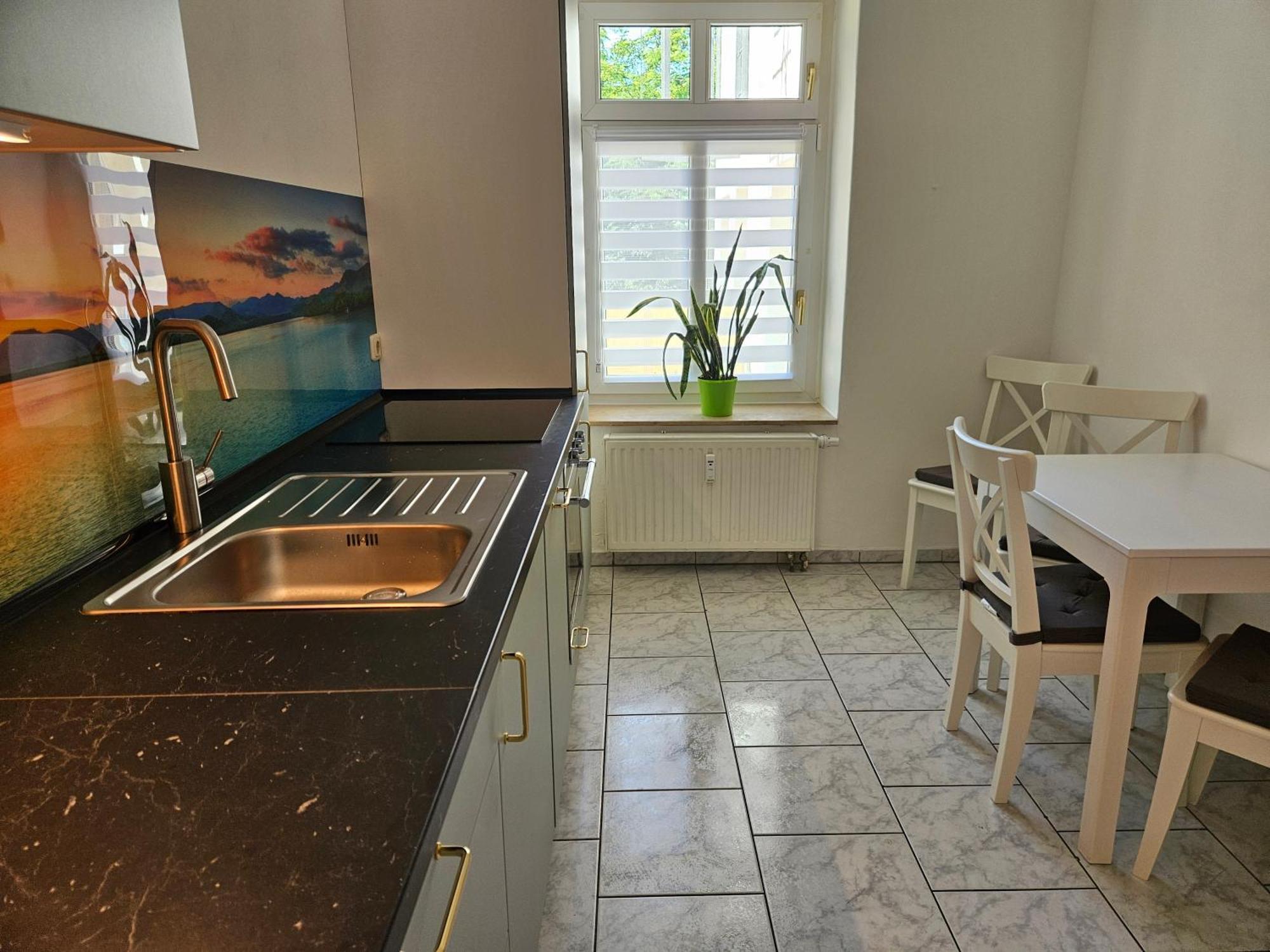 Be My Guest In Stadtfeld Magdeburg Ngoại thất bức ảnh